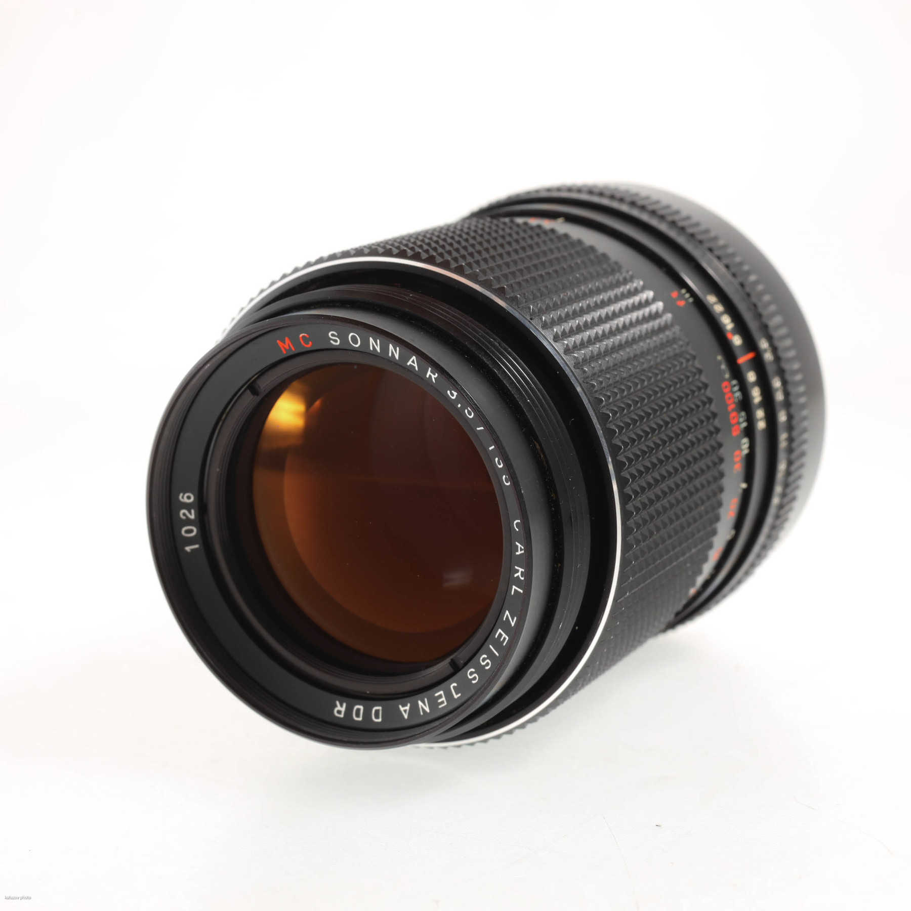 Carl Zeiss Jena (ГДР) 135mm f/3.5 Sonnar MC Carl Zeiss Jena (ГДР) 135mm f/3.5 Sonnar MC
