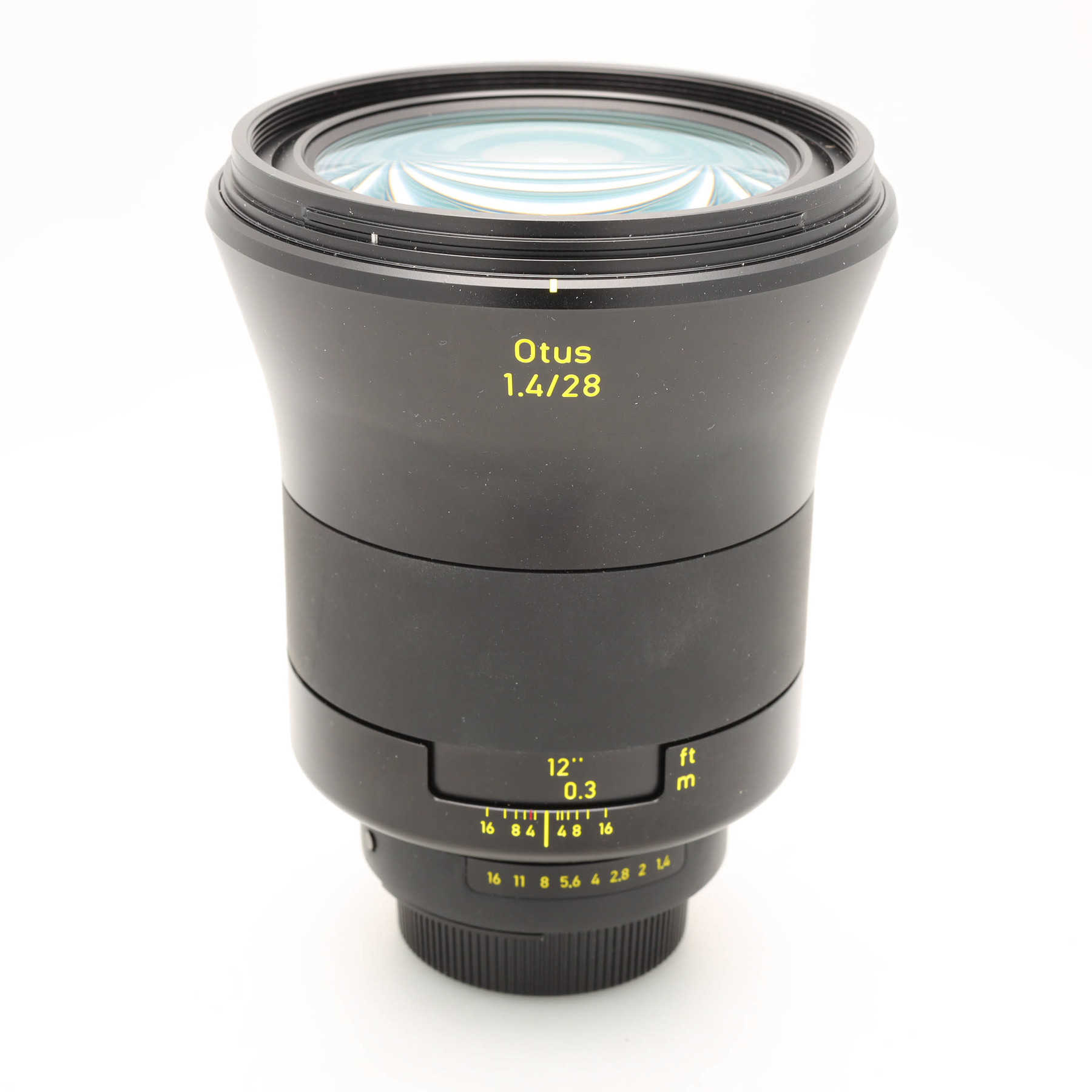 Zeiss Otus 28mm f/1.4 ZF.2 (Nikon F/MF) Zeiss Otus 28mm f/1.4 ZF.2 (Nikon F/MF)