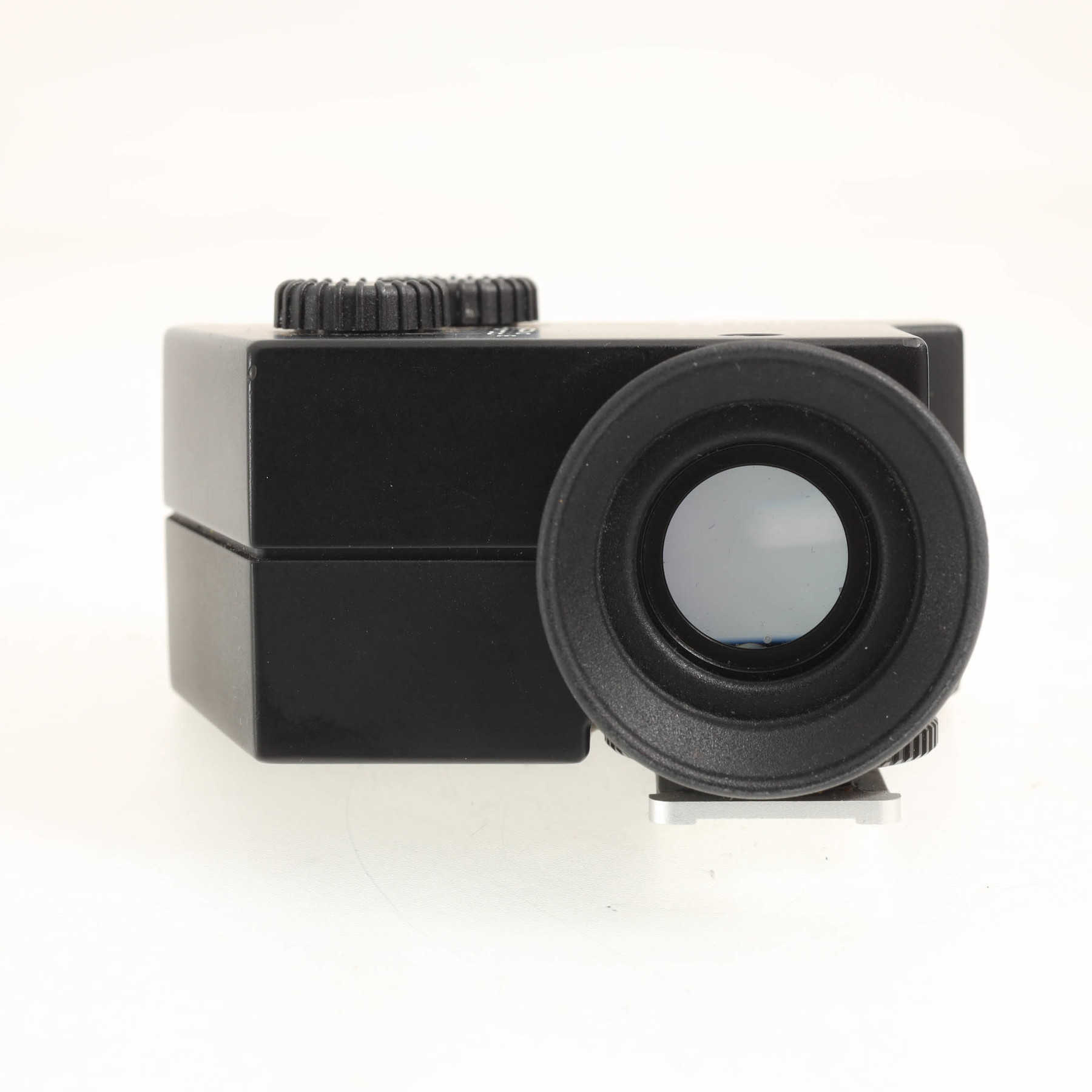 Leica видоискатель универсальный Universal Wide-Angle Viewfinder M Leica видоискатель универсальный Universal Wide-Angle Viewfinder M