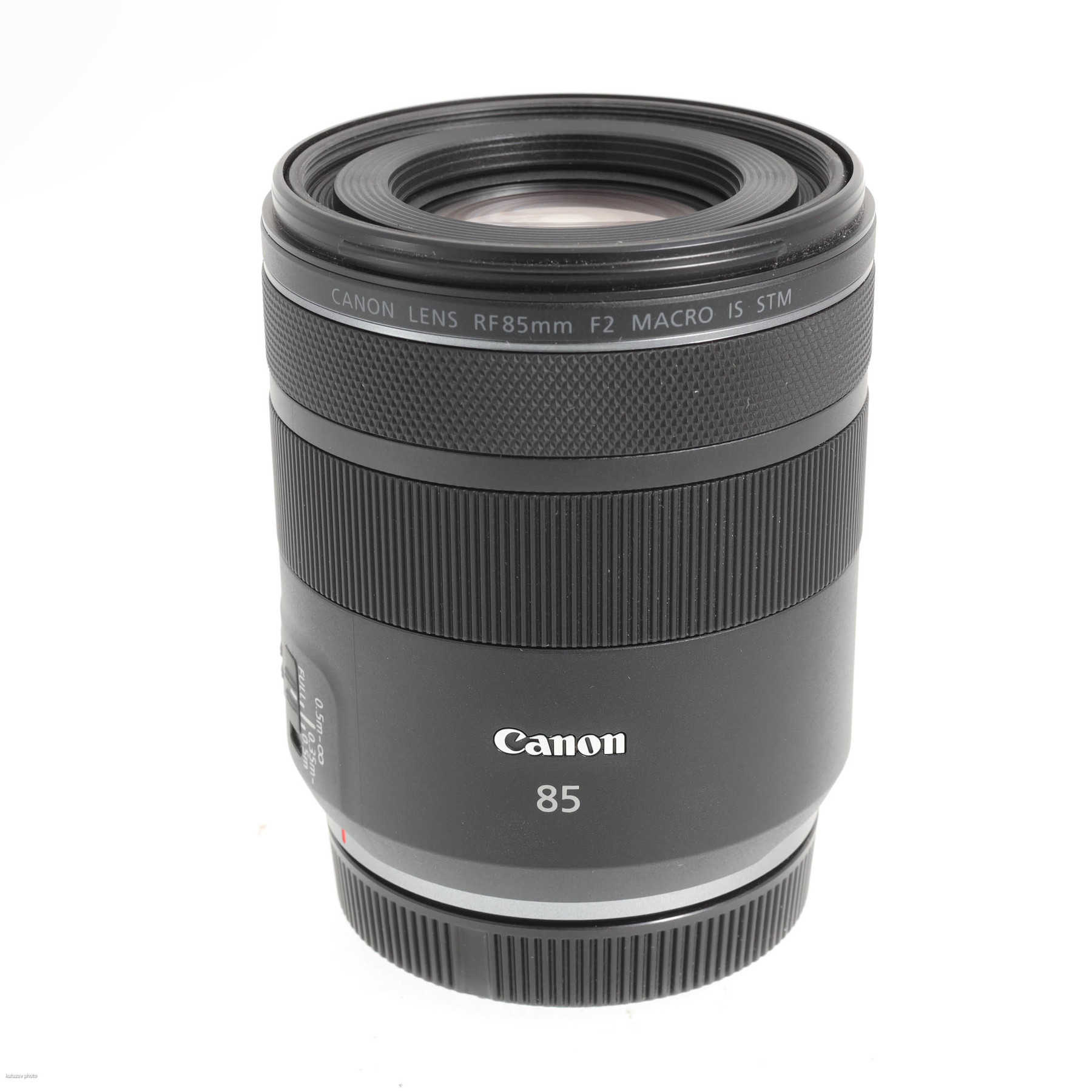 Canon RF 85mm f/2 Macro IS STM Canon RF 85mm f/2 Macro IS STM