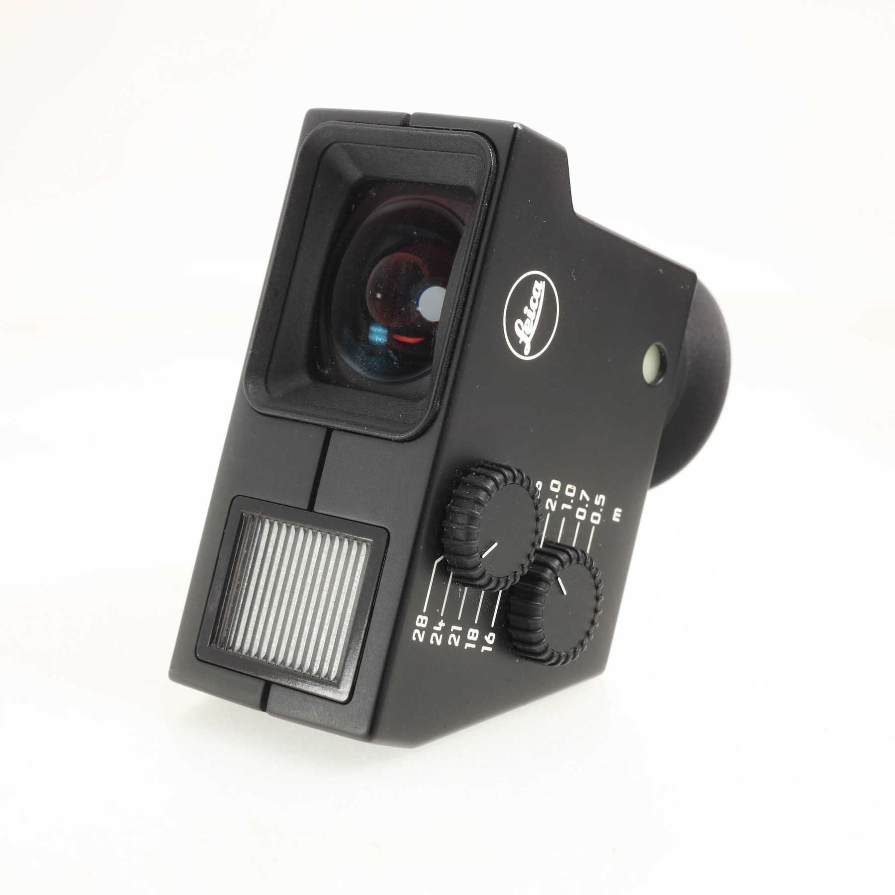 Leica видоискатель универсальный Universal Wide-Angle Viewfinder M Leica видоискатель универсальный Universal Wide-Angle Viewfinder M