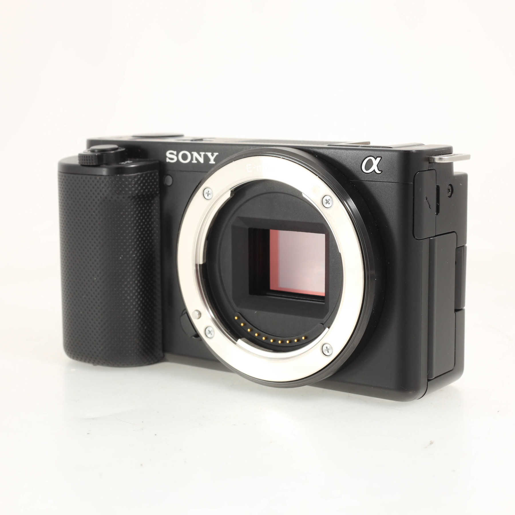 Sony ZV-E10 комплект с 16-50mm f/3.5-5.6 OSS E PZ Sony ZV-E10 комплект с 16-50mm f/3.5-5.6 OSS E PZ