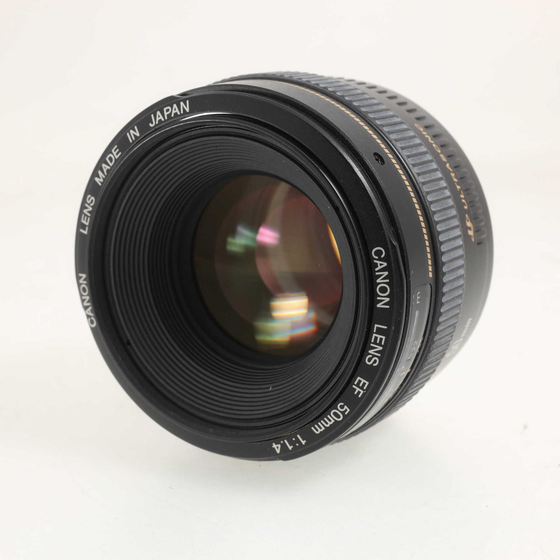 Canon EF 50mm f/1.4 USM Canon EF 50mm f/1.4 USM