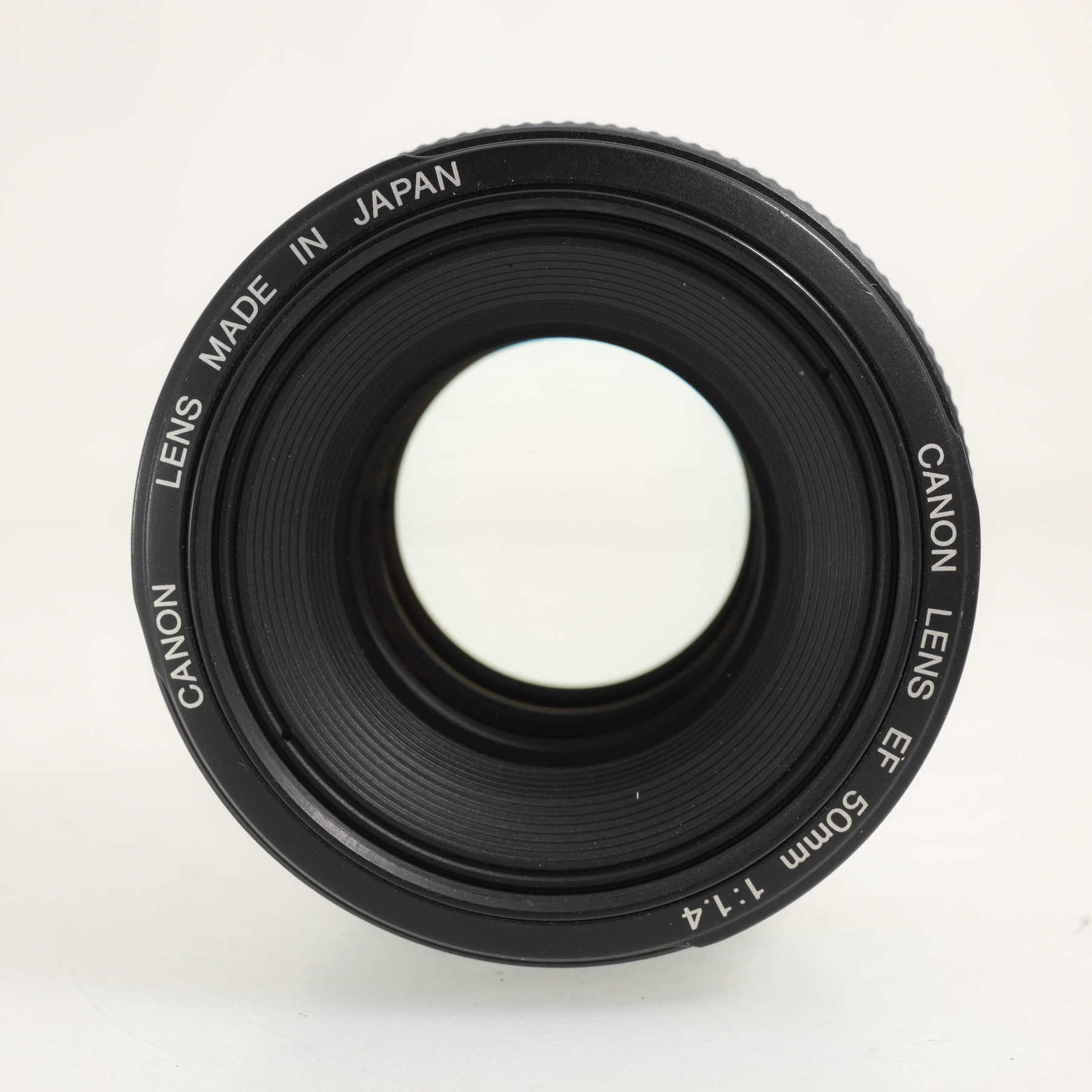 Canon EF 50mm f/1.4 USM Canon EF 50mm f/1.4 USM