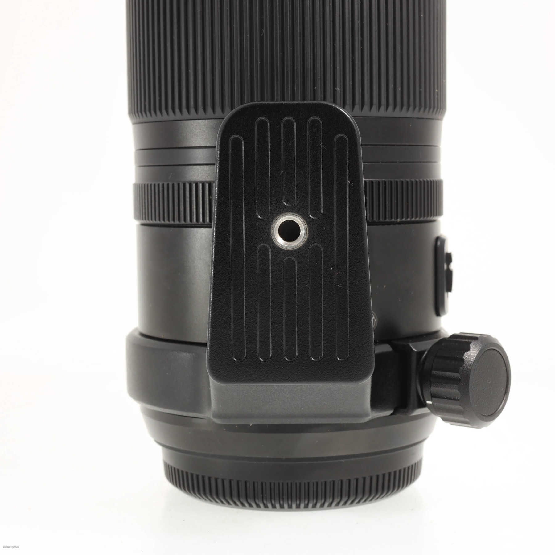 Fujifilm GF100-200mm f/5.6 R LM OIS WR Fujifilm GF100-200mm f/5.6 R LM OIS WR