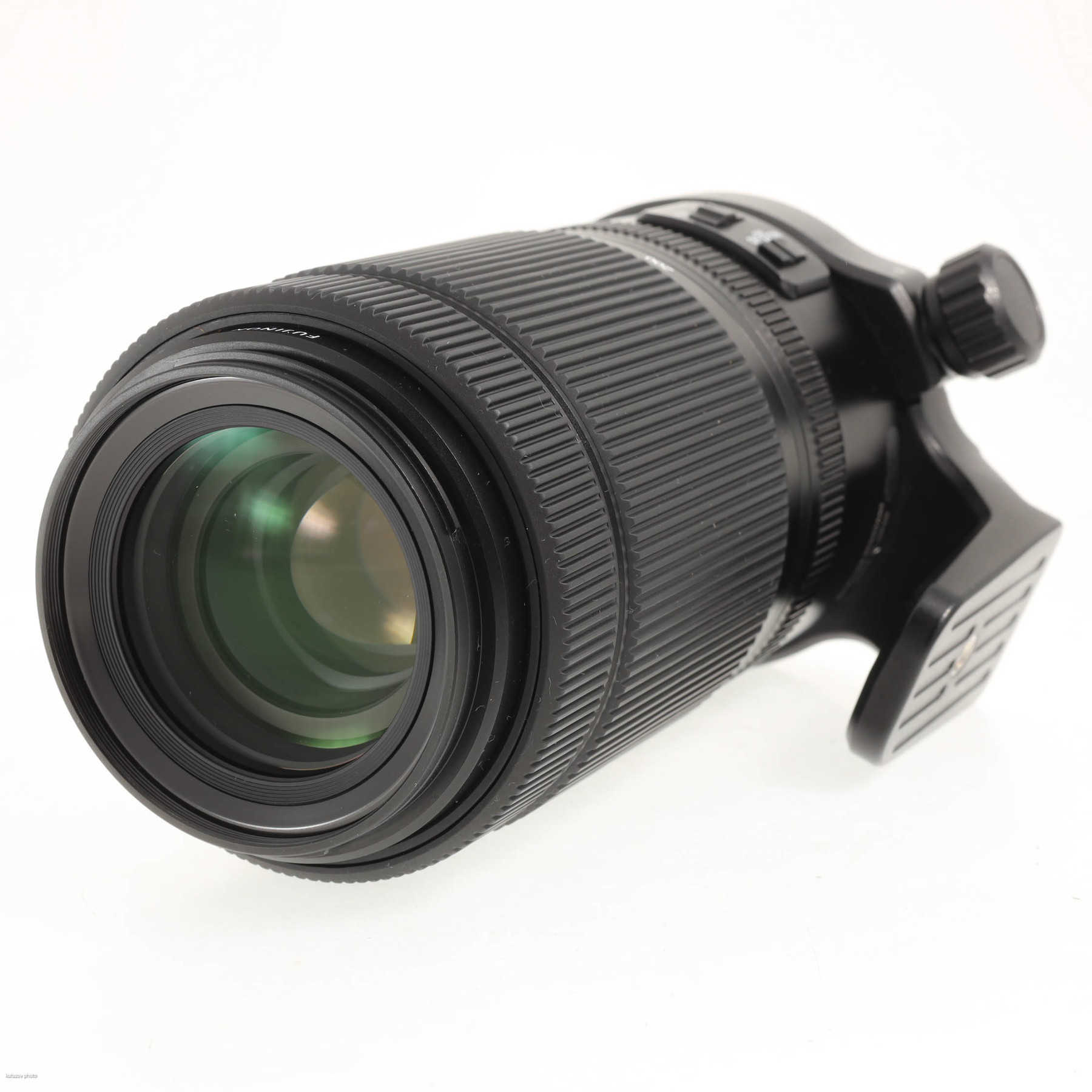 Fujifilm GF100-200mm f/5.6 R LM OIS WR Fujifilm GF100-200mm f/5.6 R LM OIS WR