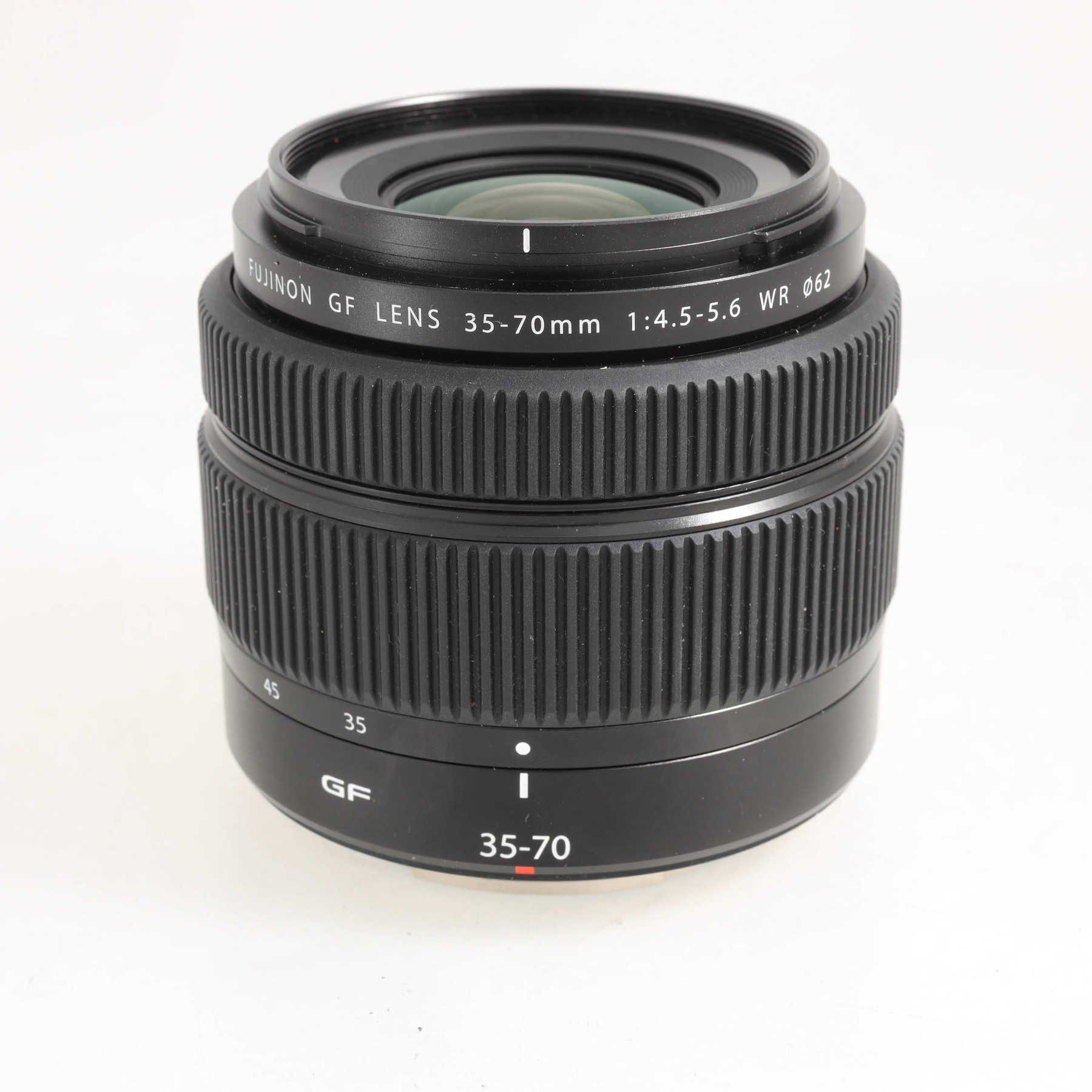 Fujifilm GF 35-70mm f/4.5-5.6 WR Fujifilm GF 35-70mm f/4.5-5.6 WR