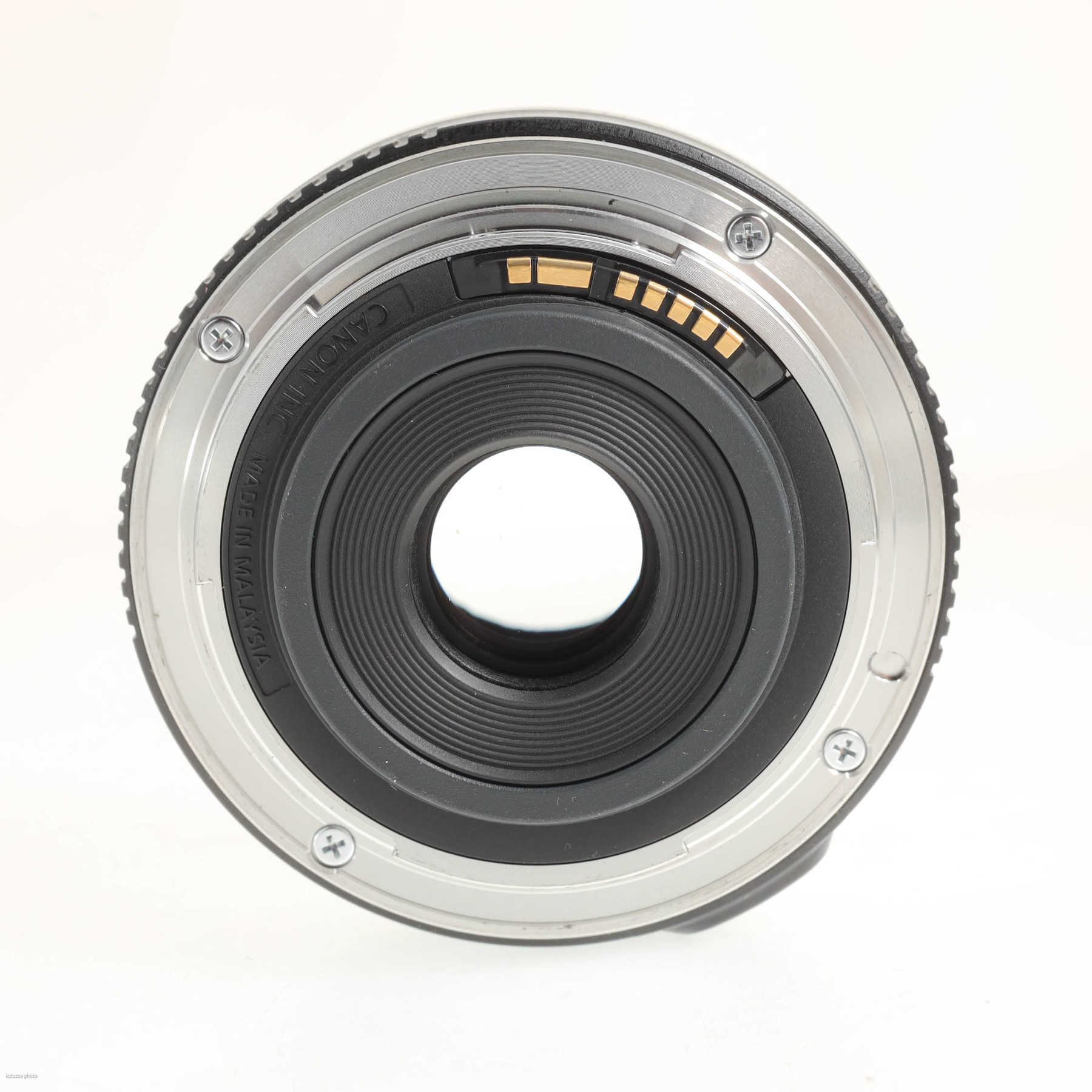 Canon EF-S 24mm f/2.8 STM Canon EF-S 24mm f/2.8 STM