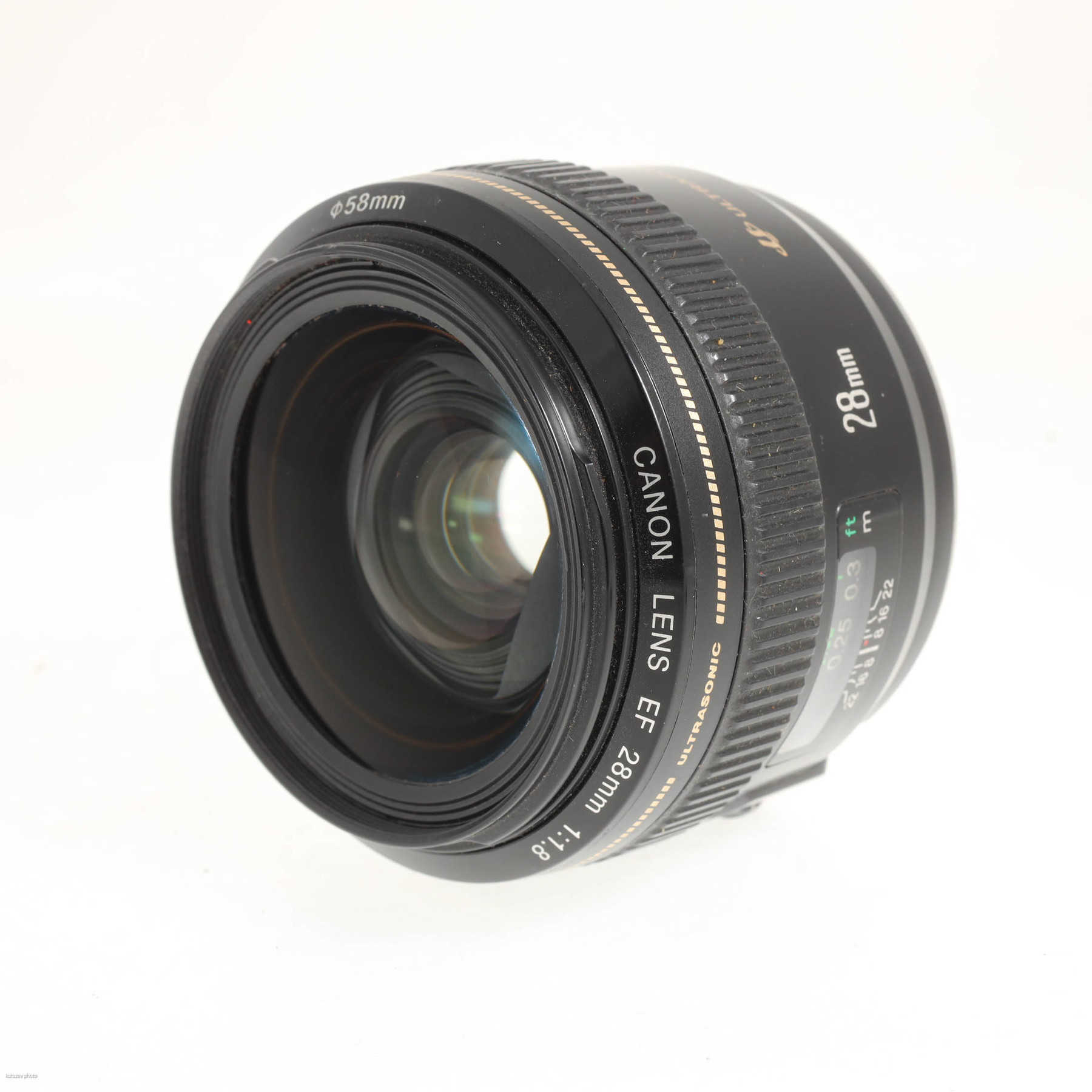 Canon EF 28mm f/1.8 USM Canon EF 28mm f/1.8 USM