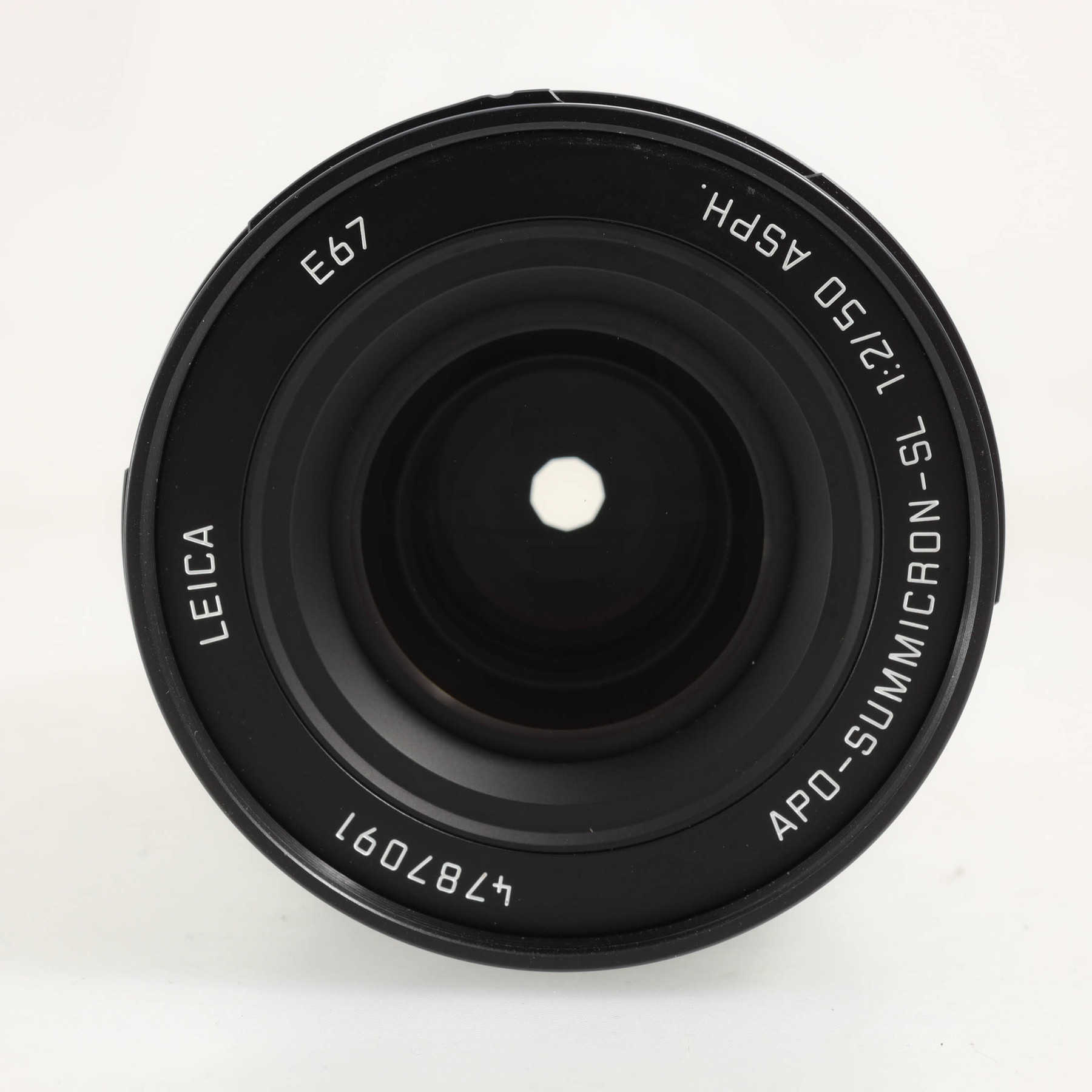 Leica APO-SUMMICRON-SL 50mm f/2 ASPH Leica APO-SUMMICRON-SL 50mm f/2 ASPH