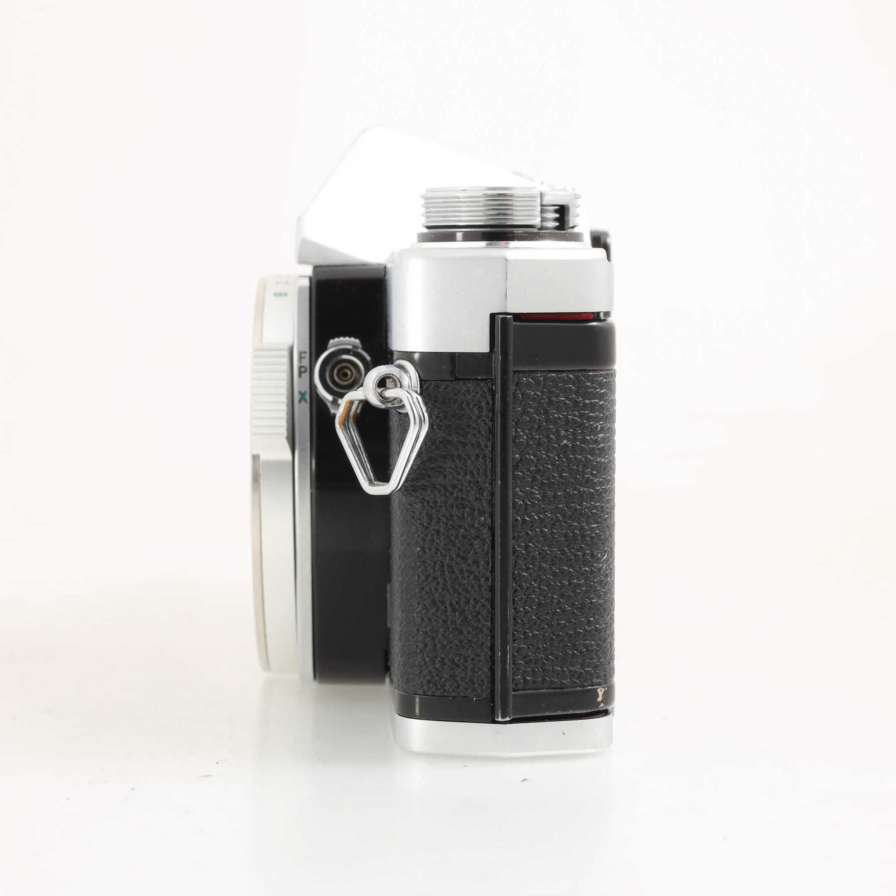 Olympus OM-1n с объективом 50mm f/1.4 G.Zuiko Auto-S Olympus OM-1n с объективом 50mm f/1.4 G.Zuiko Auto-S