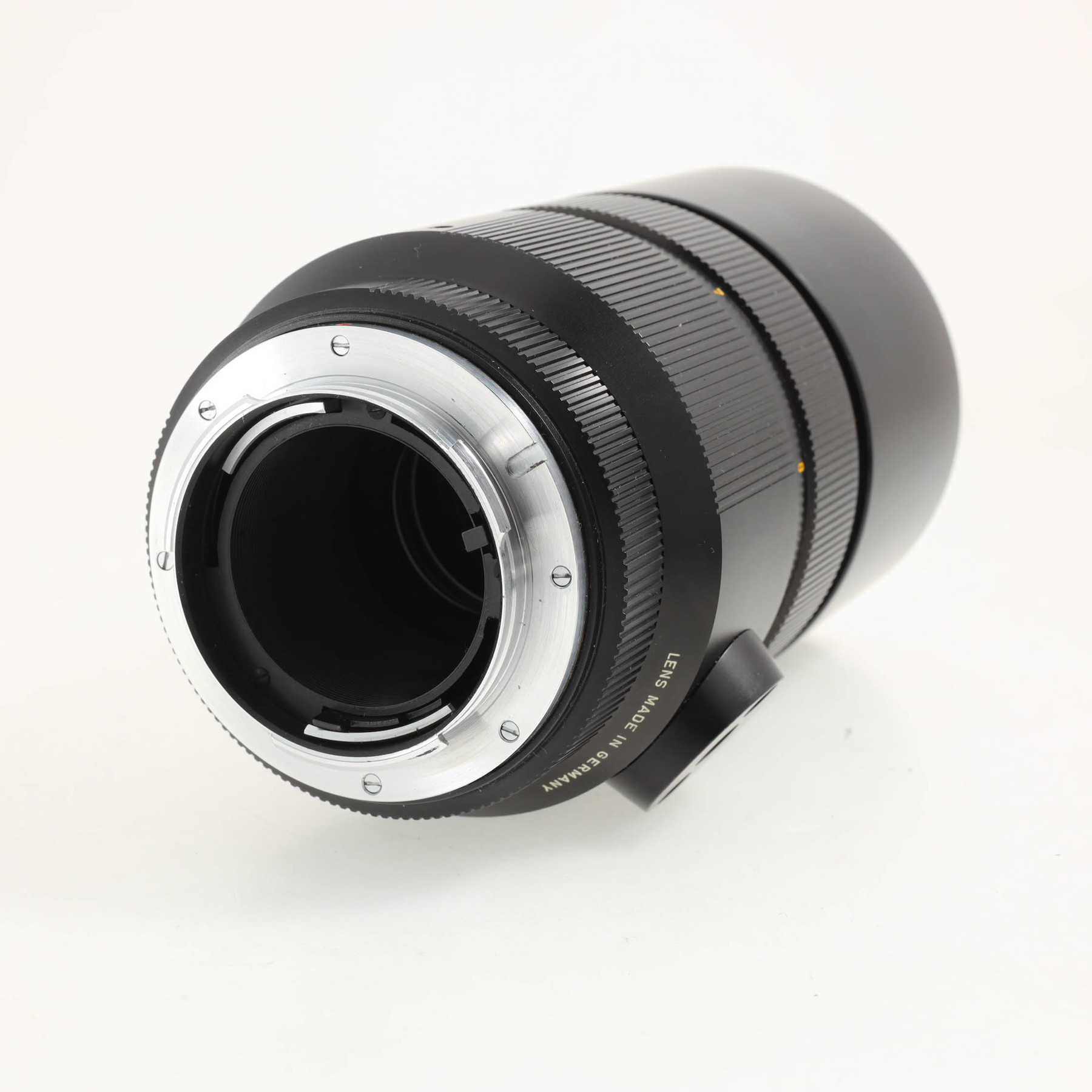 Leica 180mm f/2.8 Elmarit-R (Leica R) Leica 180mm f/2.8 Elmarit-R (Leica R)