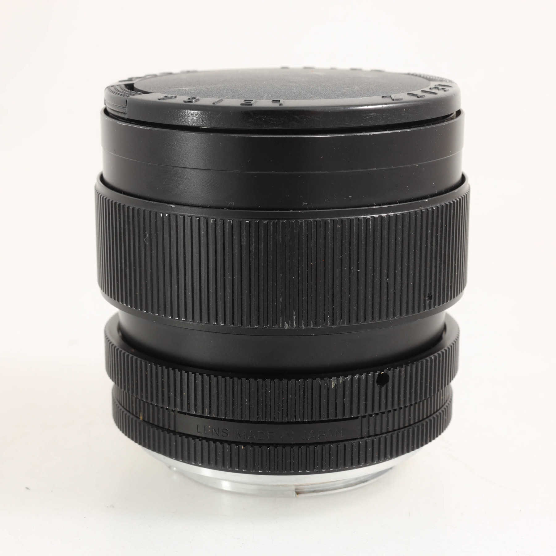 Leica 35-70mm f/3.5 Vario-Elmar-R Leica 35-70mm f/3.5 Vario-Elmar-R