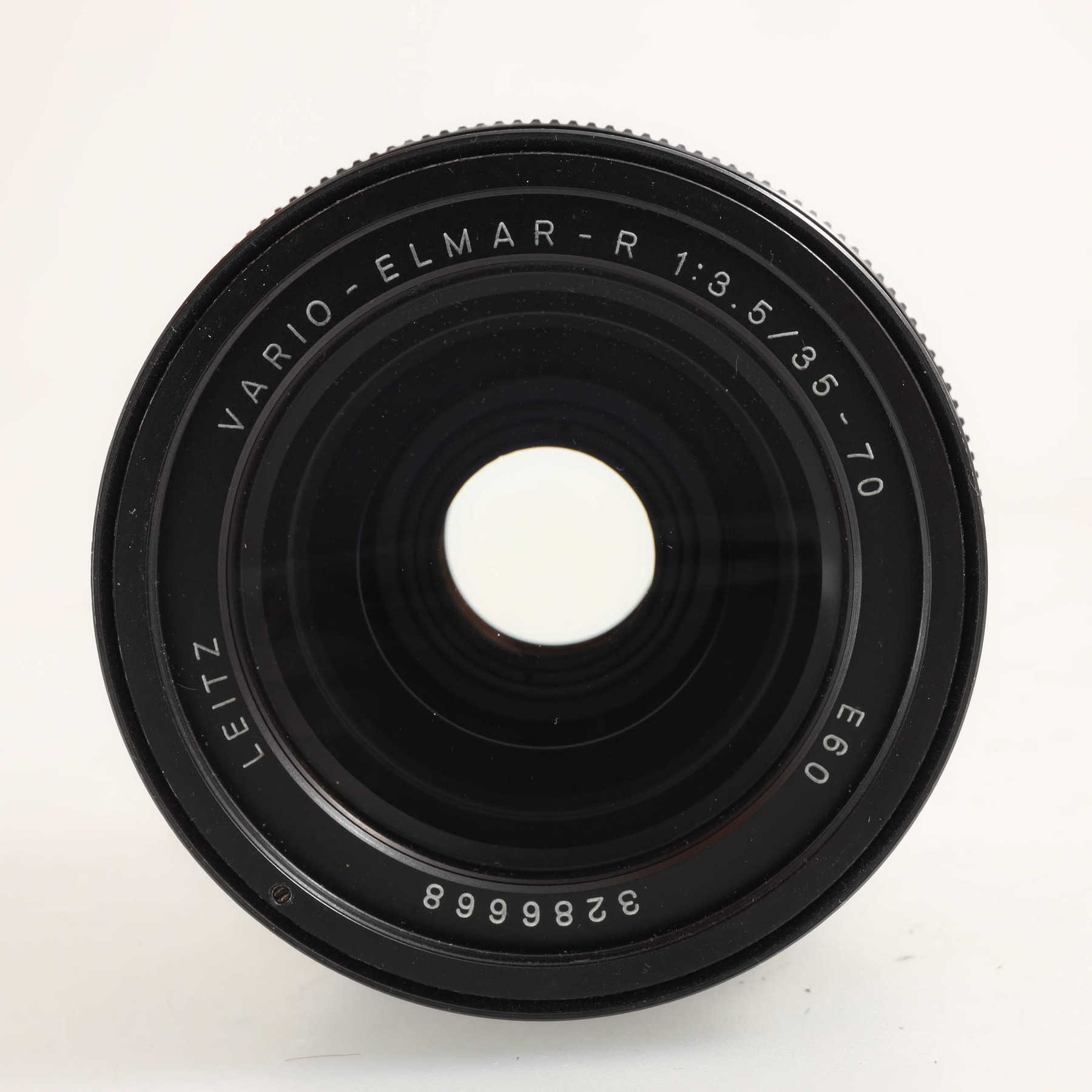 Leica 35-70mm f/3.5 Vario-Elmar-R Leica 35-70mm f/3.5 Vario-Elmar-R